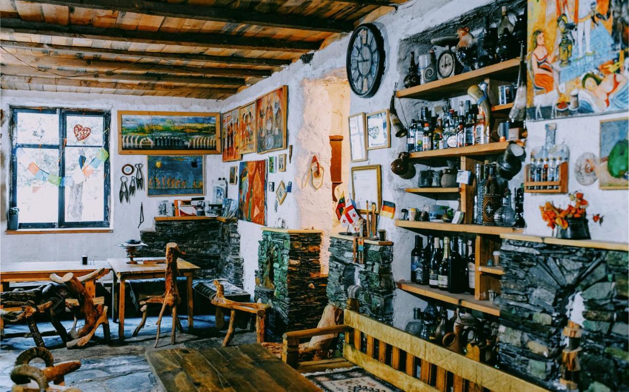 Korsha Guesthouse Roshka Екстериор снимка