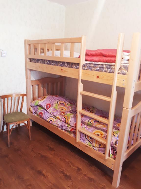Korsha Guesthouse Roshka Екстериор снимка